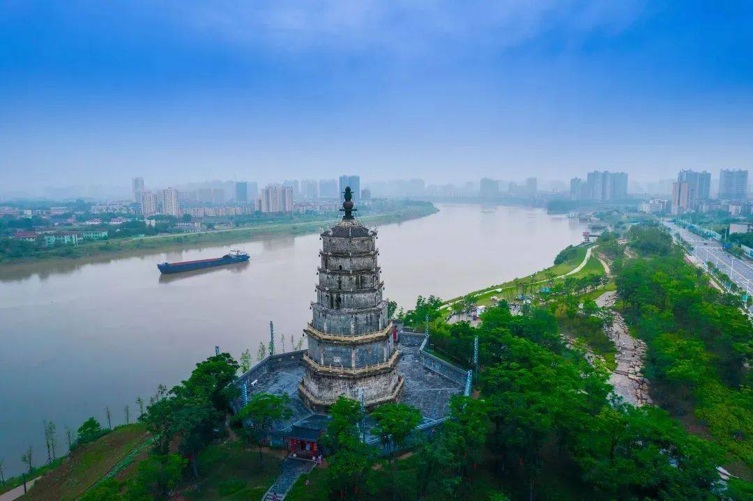 衡阳最新建筑的温馨日常风采