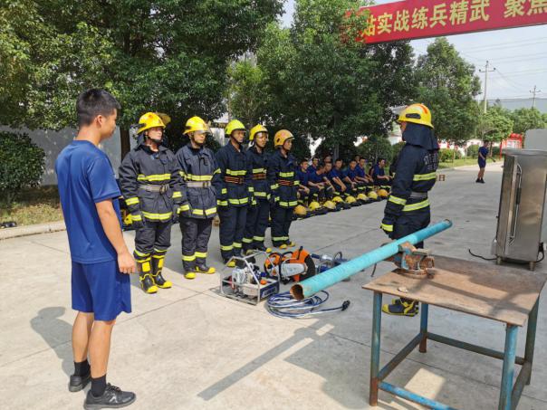 信阳市车祸最新情况及意外中的温情故事概述