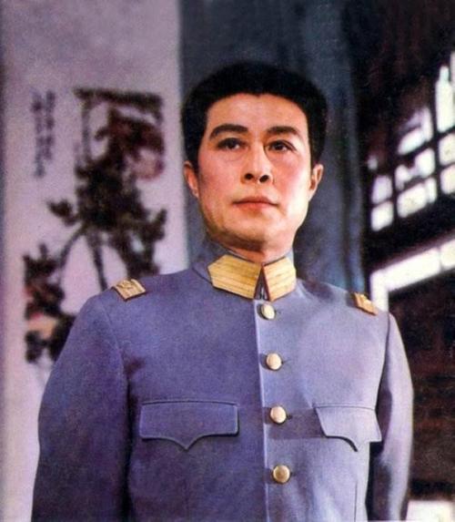 蔡锷演员，演艺界的耀眼之星