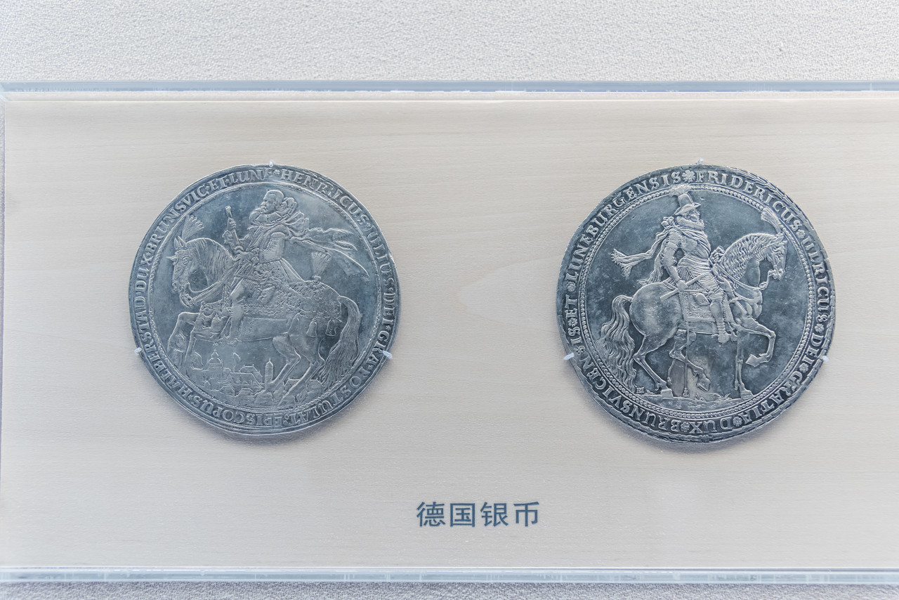 银子降价趋势揭秘，市场现状、影响因素与未来展望
